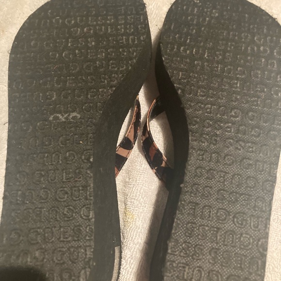 Guess brand black wedge thong sandals with leopard print bow never worn - Picture 4 of 6